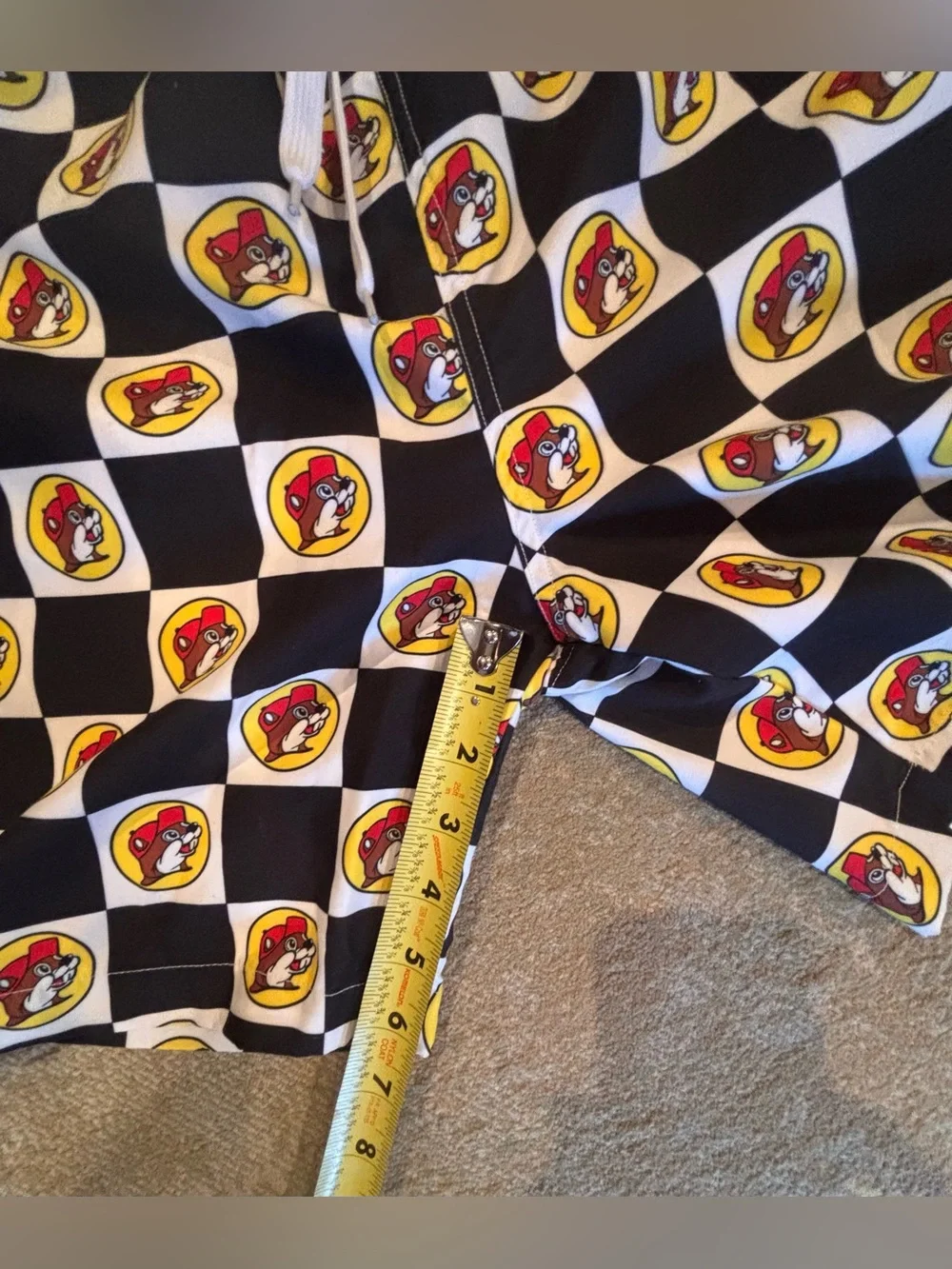 Buc-ee’s Men’s Checkerboard Swim Trunks Medium